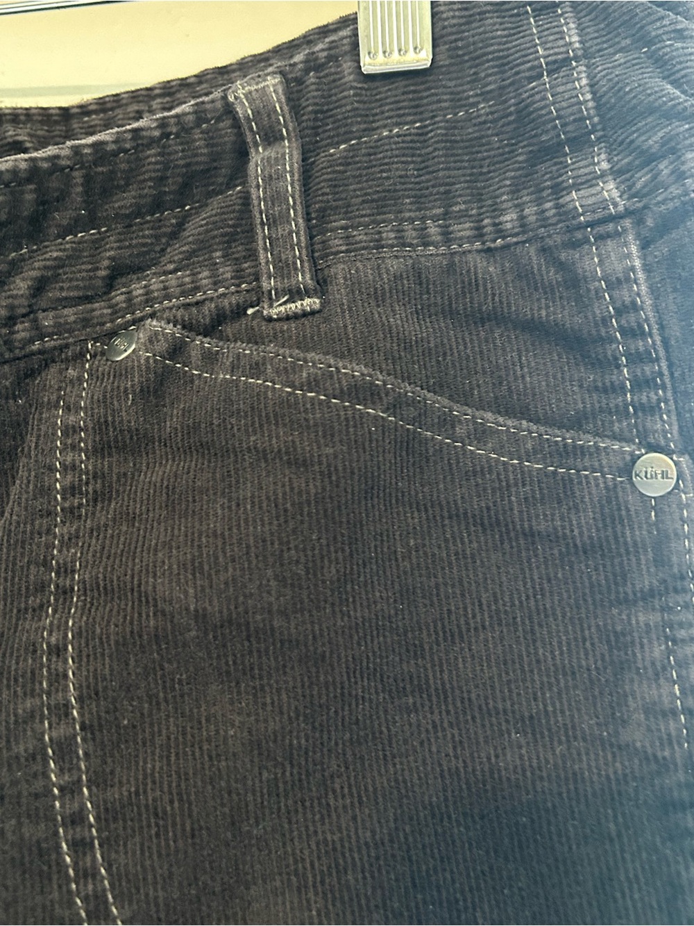 Kuhl Women's Black Corduroy Straight Leg Pants Size 10 Hiking Camping Outdoorsy - Picture 6 of 7